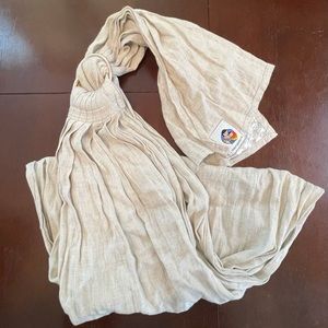 Beige linen baby ring sling. Sleeping baby productions. Size S.